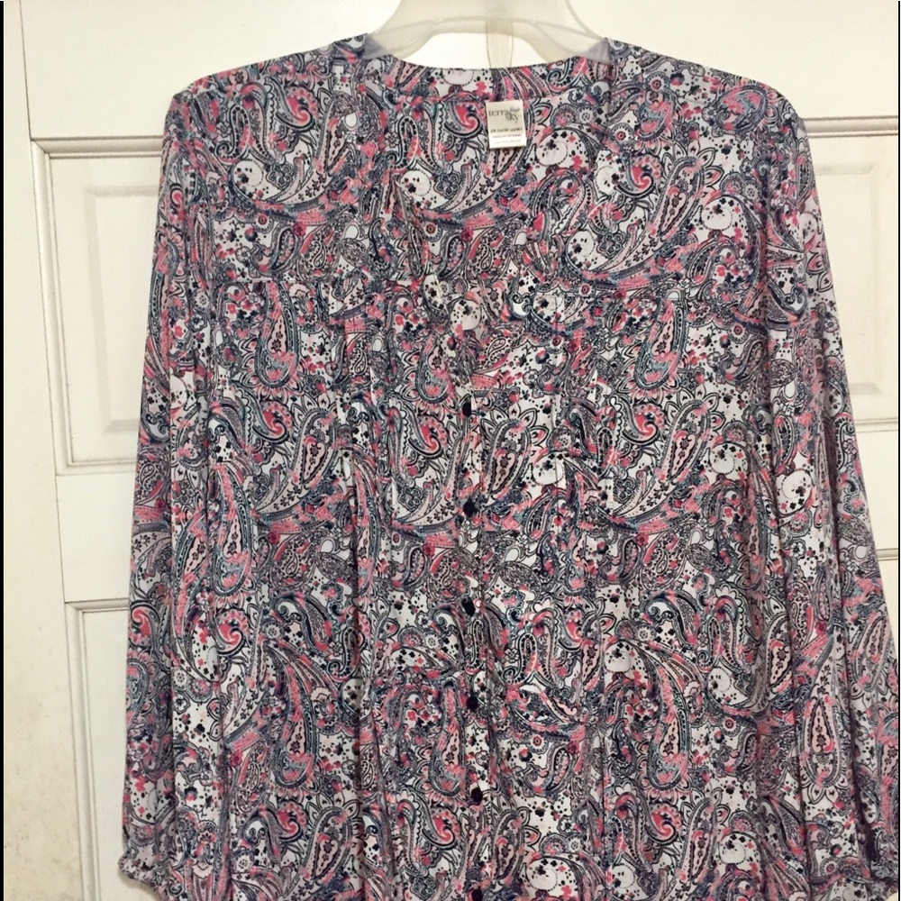 Poly paisley print tunic with pleated button front